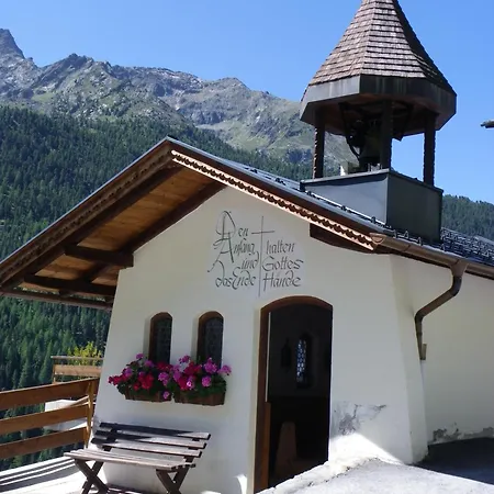 Gaestehaus Berghof Schoepf Längenfeld
