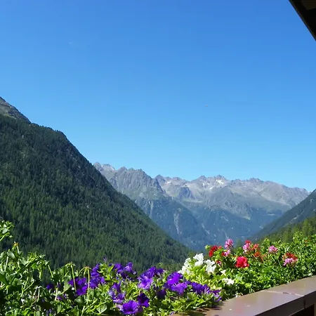 Gaestehaus Berghof Schoepf Panzió