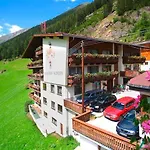 Berghof Schopf Bed & Breakfast