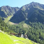 Berghof Schopf 4*
