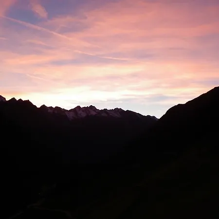 Oda ve Kahvaltı Gaestehaus Berghof Schoepf Längenfeld
