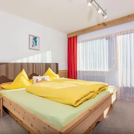 Oda ve Kahvaltı Gaestehaus Berghof Schoepf