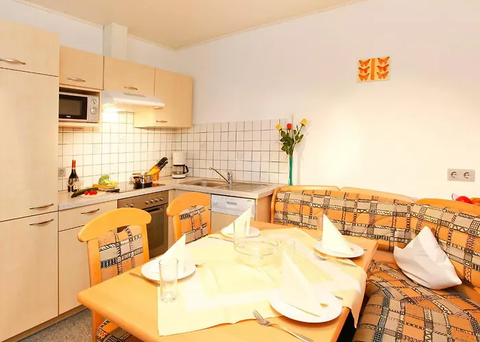 Gaestehaus Berghof Schoepf 4*