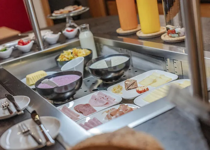 B&B Gaestehaus Berghof Schoepf 4*