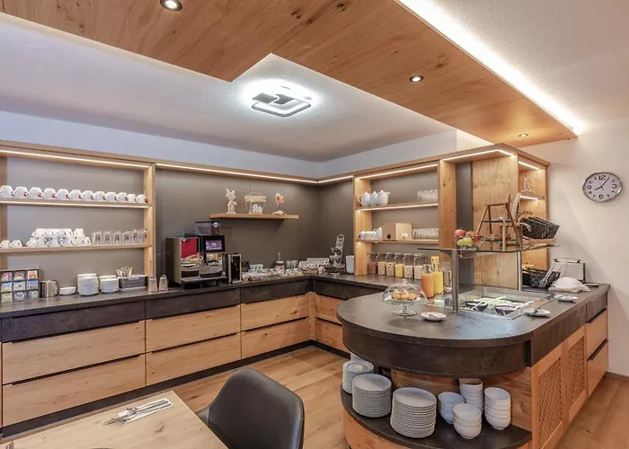 Gaestehaus Berghof Schoepf 란켄펠트