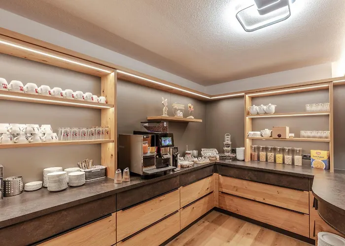 Gaestehaus Berghof Schoepf B&B 란켄펠트