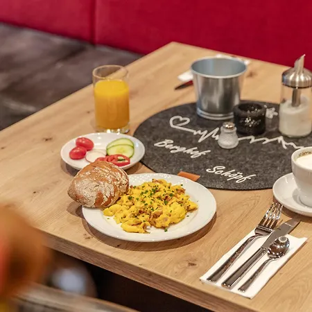 Gaestehaus Berghof Schoepf ベッド・アンド・ブレックファスト